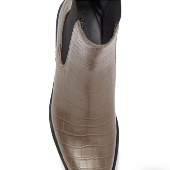 New Open Edit Ayla Chelsea Boot (Women) ForestGreen croc heeled ankle booties 19 - Picture 3 of 5